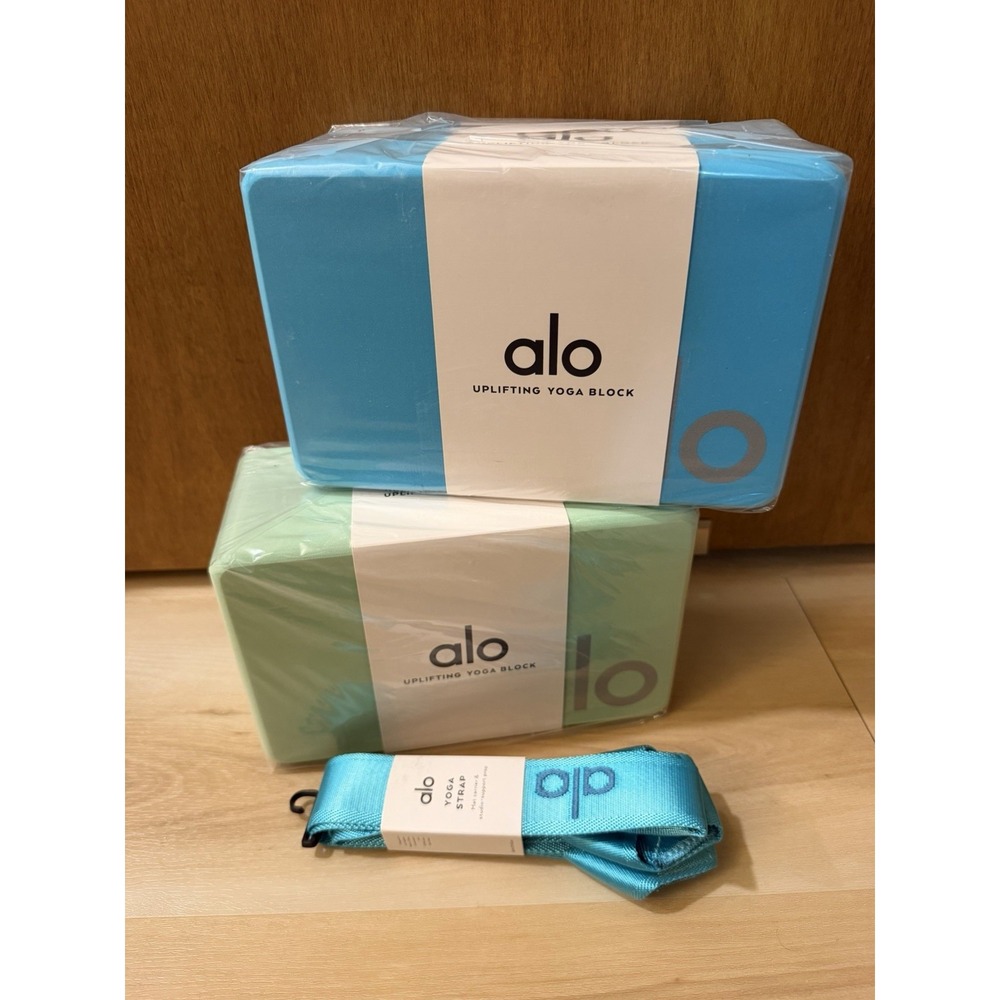 NEW ALO Yoga Blocks & Strap Athletic Yoga Pilates Toning Workout Equipment